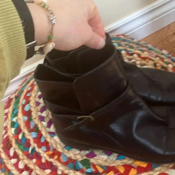 Cole Haan black  leather buckle chelsea ankle boots - Picture 4 of 6